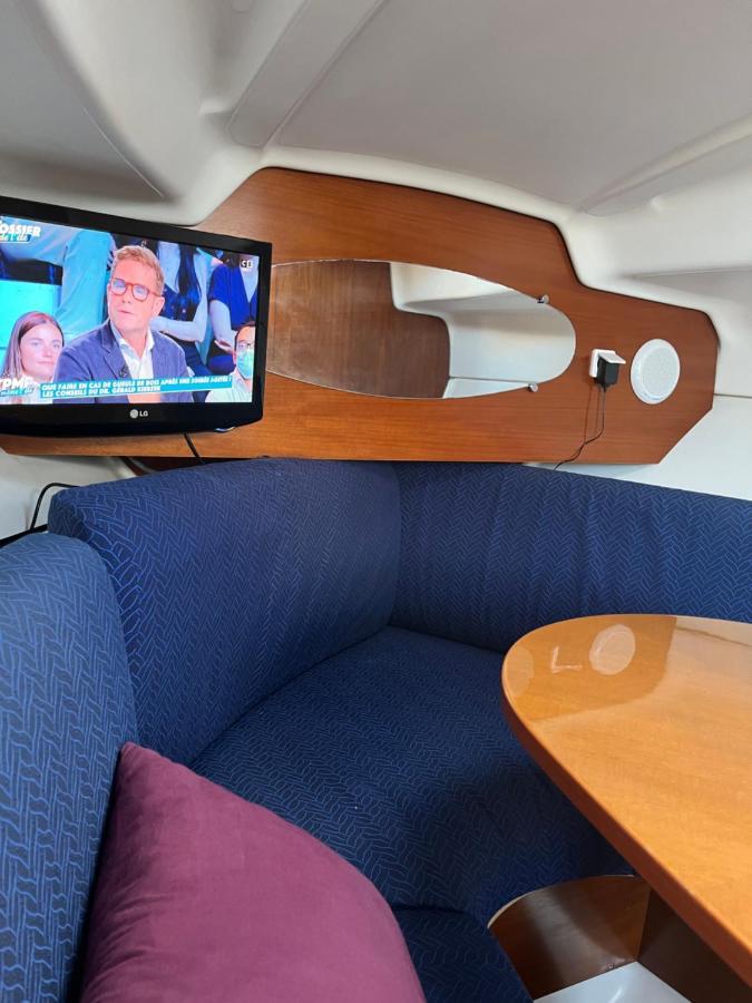 Botel Vedette à
